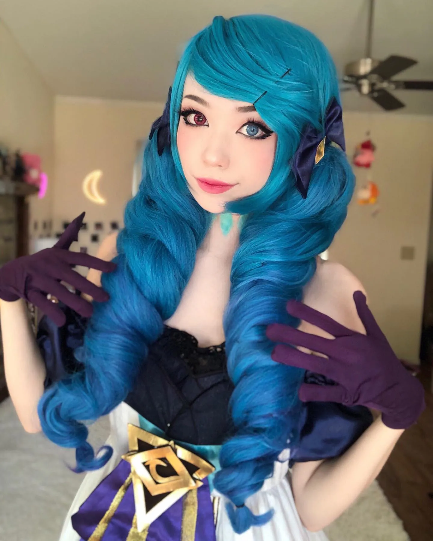 Emiru - emiru-sexy-15.webp